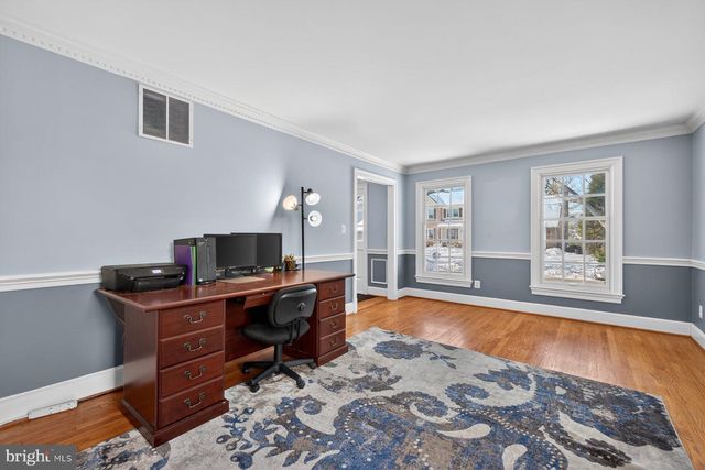 14 FAIRWOOD CT, Rockville, MD 20850