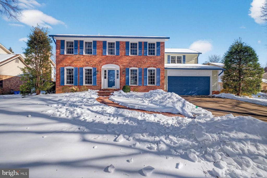 14 FAIRWOOD CT, Rockville, MD 20850