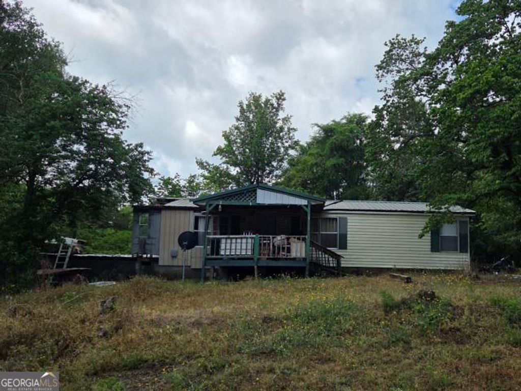 28 Horseshoe Bend, Maysville, GA 30558