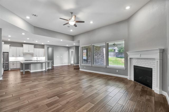 4906 De Lagos Circle, Spring, TX 77389