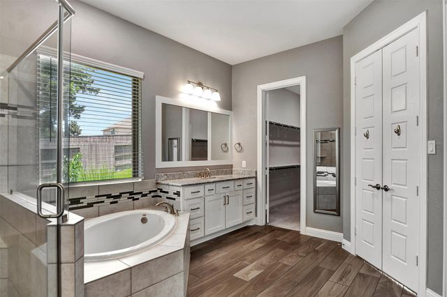 4906 De Lagos Circle, Spring, TX 77389