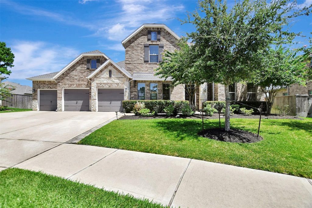 4906 De Lagos Circle, Spring, TX 77389