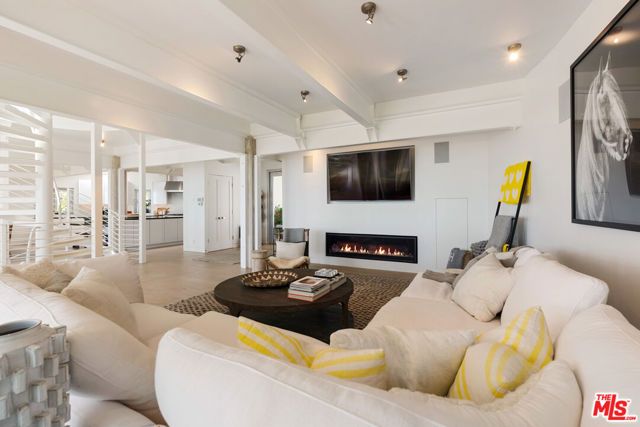 6375 Gayton Place, Malibu, CA 90265