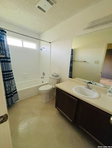 9334 VALLEY RDG, San Antonio, TX 78250