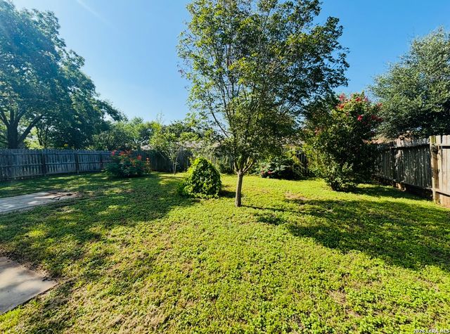 9334 VALLEY RDG, San Antonio, TX 78250