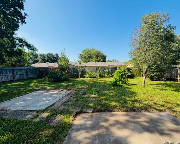 9334 VALLEY RDG, San Antonio, TX 78250