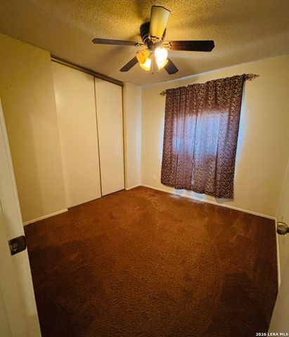9334 VALLEY RDG, San Antonio, TX 78250