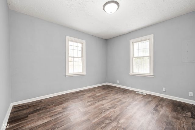 1103 I Avenue, New Castle, IN 47362