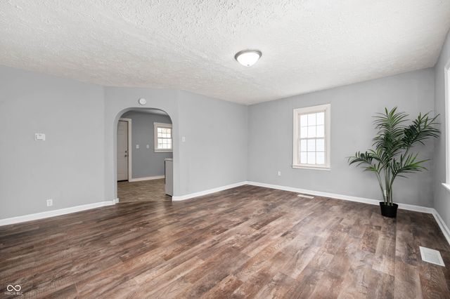 1103 I Avenue, New Castle, IN 47362