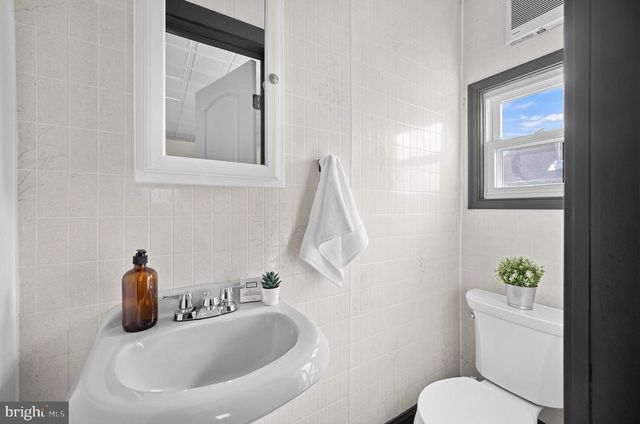 516 GAY ST, Phoenixville, PA 19460