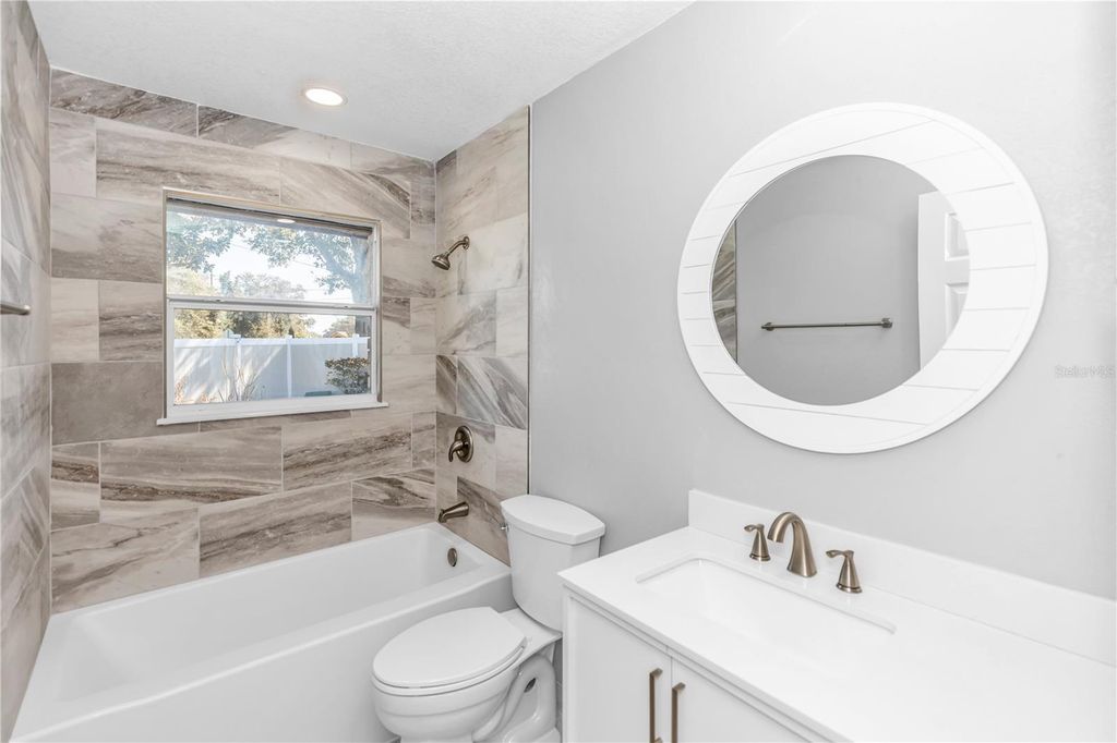 Image 19 of property listing at 1351 BATON DRIVE, Deltona, FL 32725