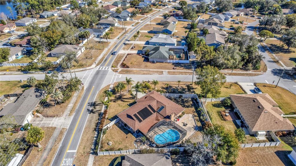 Image 30 of property listing at 1351 BATON DRIVE, Deltona, FL 32725