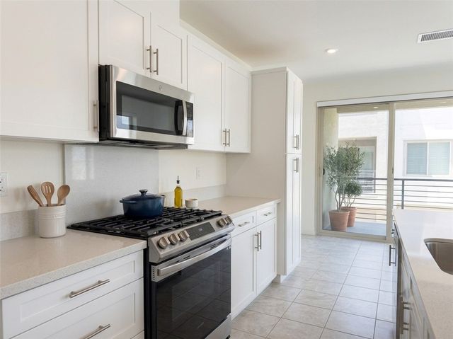 1572 Lima 2, Placentia, CA 92870