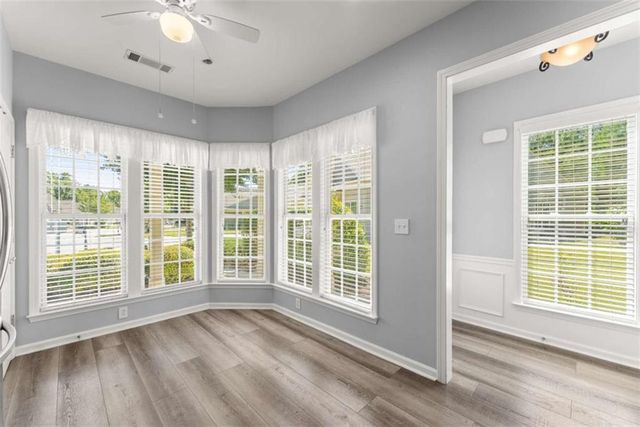 6247 LONGLEAF Drive, Hoschton, GA 30548