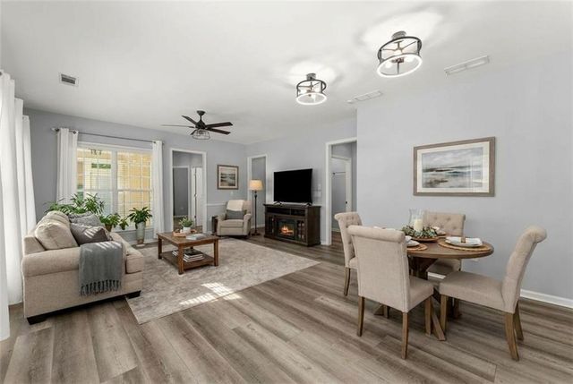 6247 LONGLEAF Drive, Hoschton, GA 30548