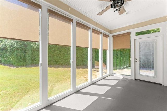 6247 LONGLEAF Drive, Hoschton, GA 30548