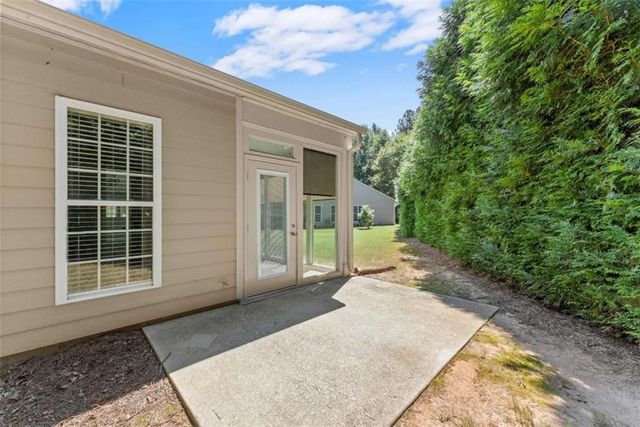 6247 LONGLEAF Drive, Hoschton, GA 30548