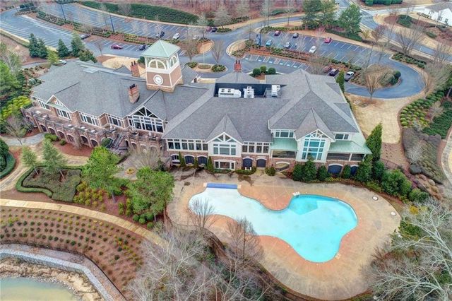 6247 LONGLEAF Drive, Hoschton, GA 30548