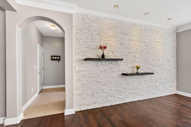 6073 BAUMEISTER Drive, Hilliard, OH 43026