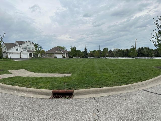 6073 BAUMEISTER Drive, Hilliard, OH 43026