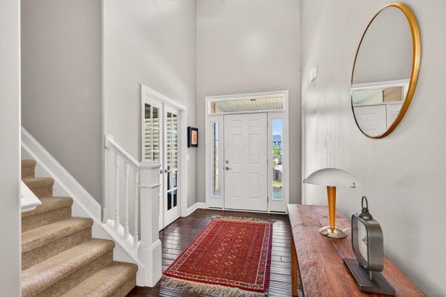 6073 BAUMEISTER Drive, Hilliard, OH 43026