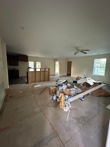 6414 Fields Road, Hollywood, SC 29449