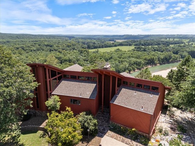 950 Pine Tree Road, Kansas, OK 74347