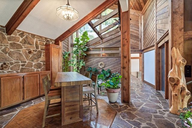 950 Pine Tree Road, Kansas, OK 74347