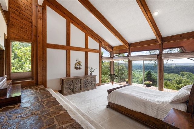 950 Pine Tree Road, Kansas, OK 74347