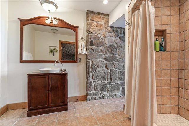 950 Pine Tree Road, Kansas, OK 74347