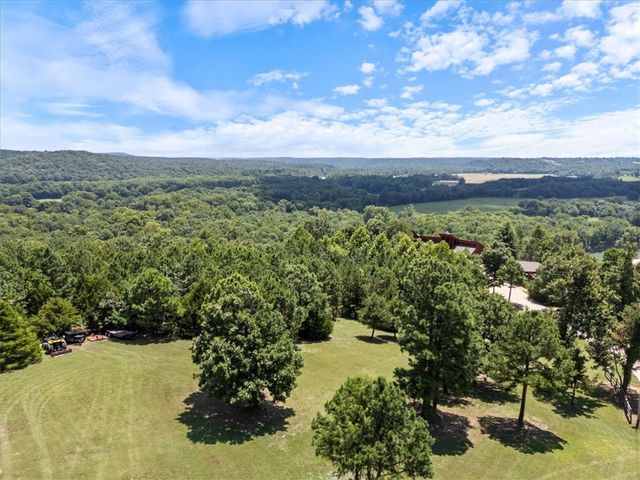 950 Pine Tree Road, Kansas, OK 74347