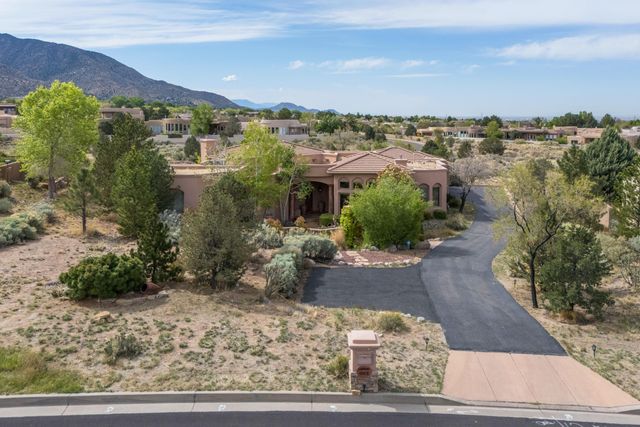 12912 Sand Cherry Place NE, Albuquerque, NM 87111