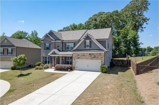 62 Sandhill Lane, Jefferson, GA 30549