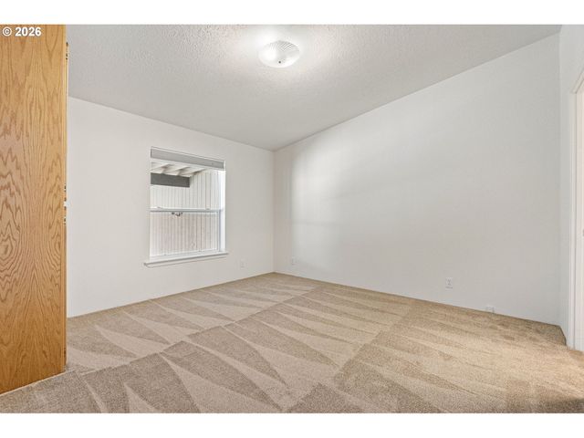98041 HALLWAY Rd 41, Brookings, OR 97415