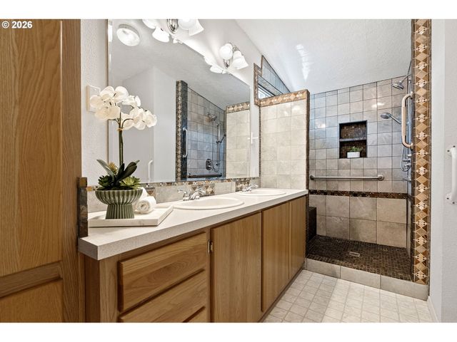 98041 HALLWAY Rd 41, Brookings, OR 97415