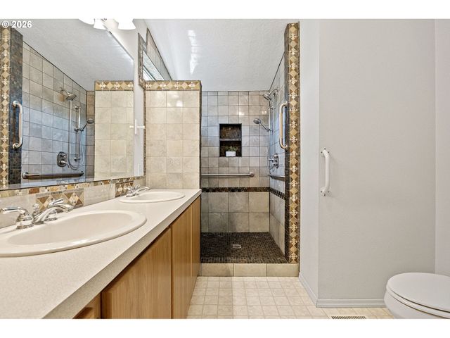 98041 HALLWAY Rd 41, Brookings, OR 97415