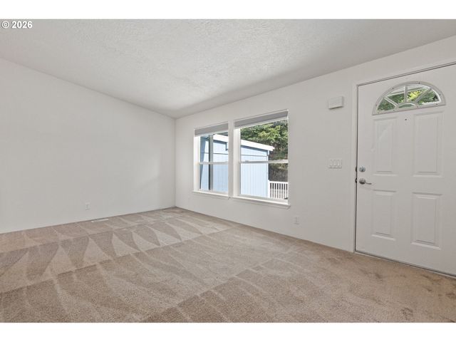 98041 HALLWAY Rd 41, Brookings, OR 97415