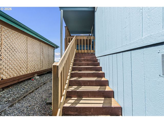 98041 HALLWAY Rd 41, Brookings, OR 97415