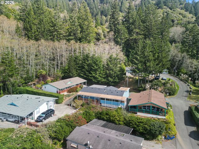 98041 HALLWAY Rd 41, Brookings, OR 97415