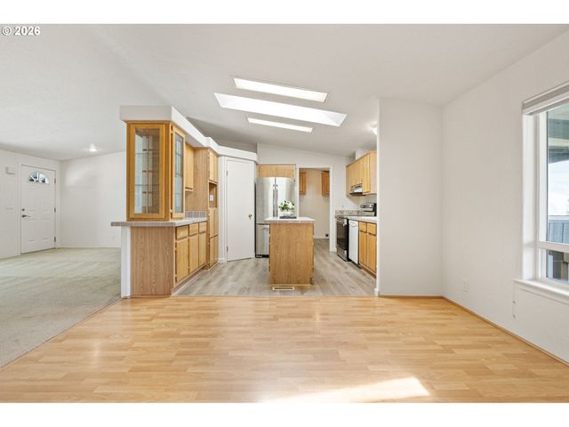 98041 HALLWAY Rd 41, Brookings, OR 97415
