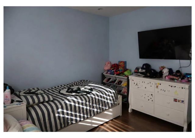 439 W Hillsdale, Inglewood, CA 90302