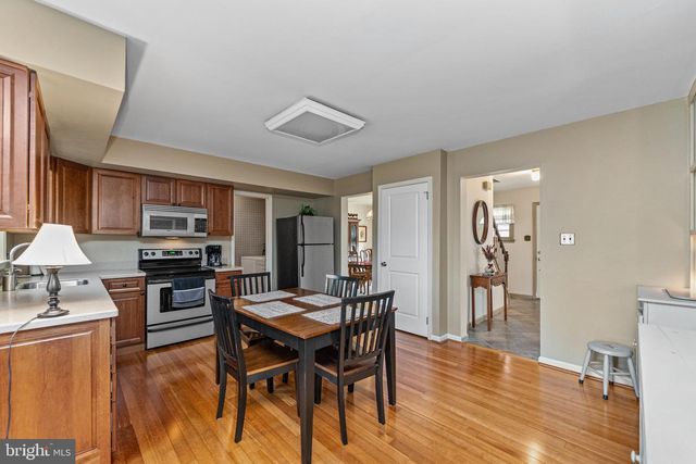 10 GLEN LOCH WAY, Malvern, PA 19355