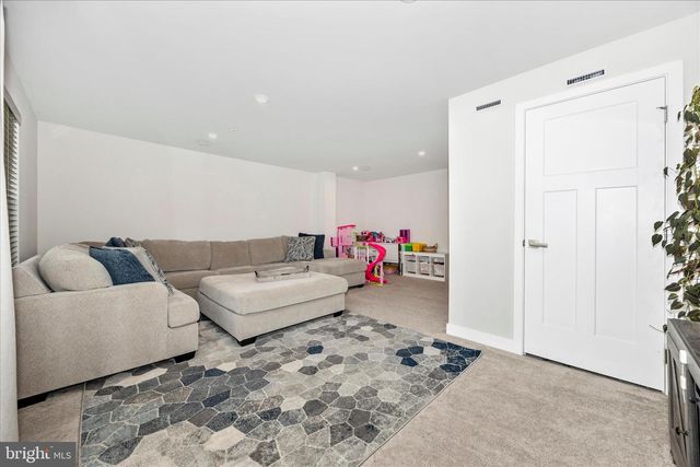 10642 SAPONI DR, New Market, MD 21774
