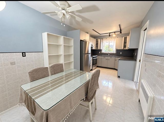 62 Edsall Avenue 2nd fl, Palisades Park, NJ 07650