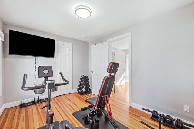 10 Canal St, South Hadley, MA 01075