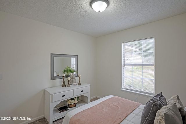 8754 HAMMOND FOREST Drive, Jacksonville, FL 32221