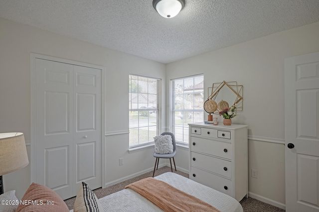 8754 HAMMOND FOREST Drive, Jacksonville, FL 32221