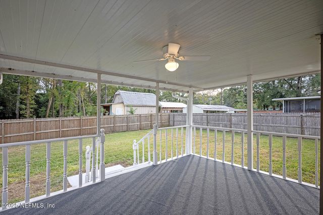 8754 HAMMOND FOREST Drive, Jacksonville, FL 32221