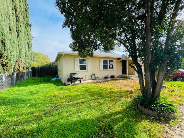 5713 Vista Ave, Sacramento, CA 95824