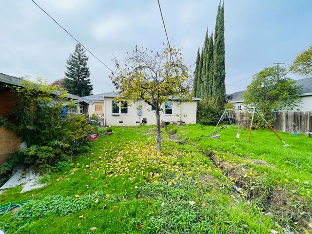 5713 Vista Ave, Sacramento, CA 95824